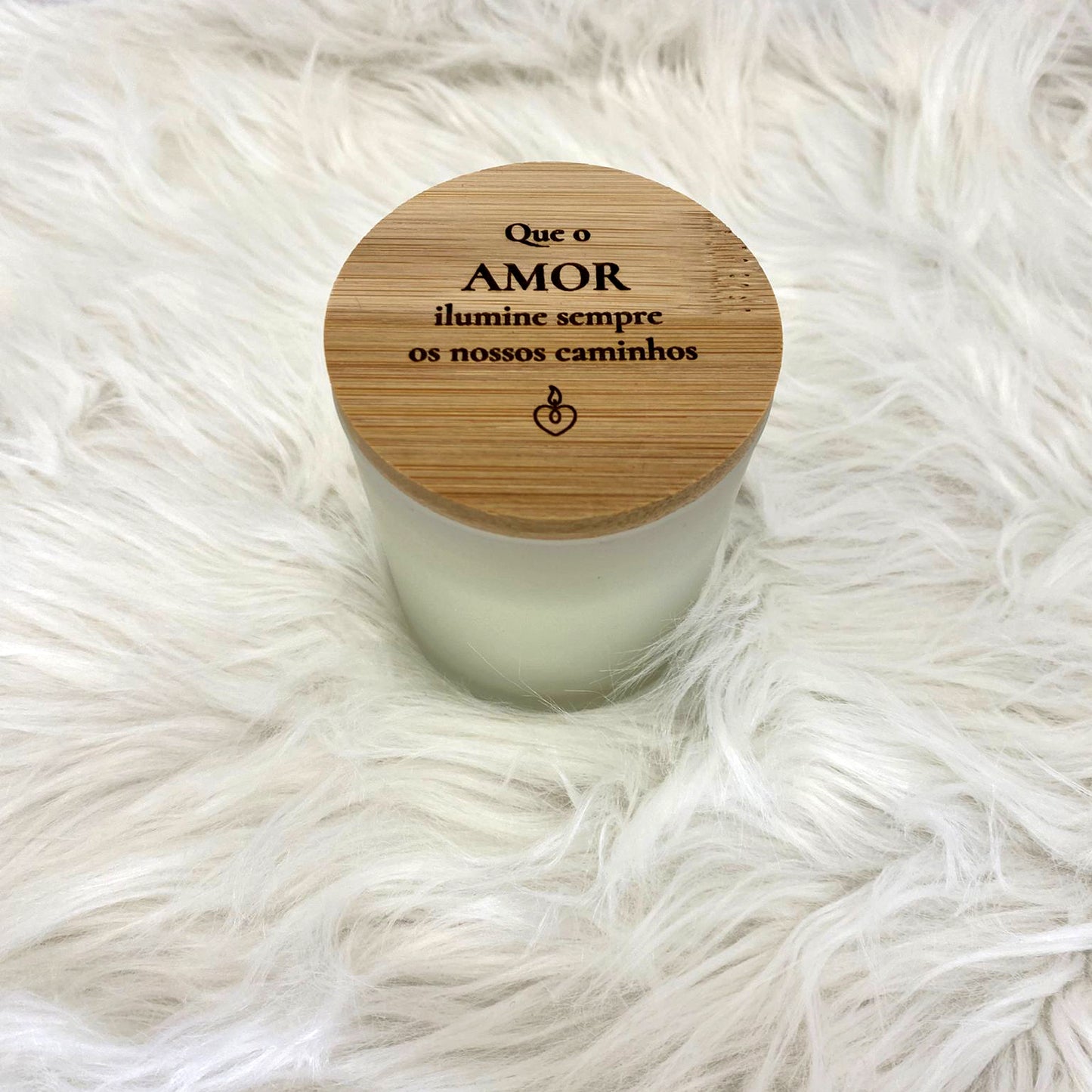 Vela Aromática "Que o AMOR ilumine sempre o nosso caminho"